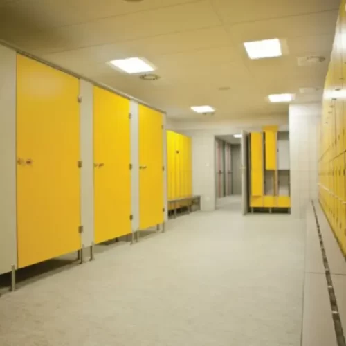 Nauka pływania Kraków dla dzieci i dorosłych. Na basenie Com Com Zone Prokocim Kraków - Szkoła pływania Pan Żaba.